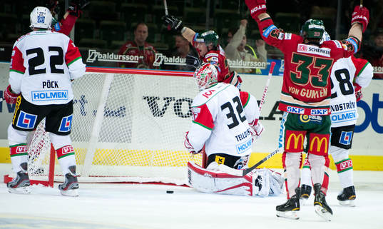 Mika Pyörälä, Frölunda, gör 2-1, jubel