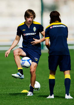 Simon Thern