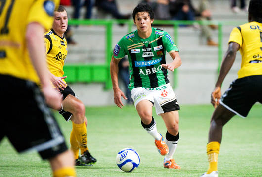 Romario Pereira Sipiao, Gais