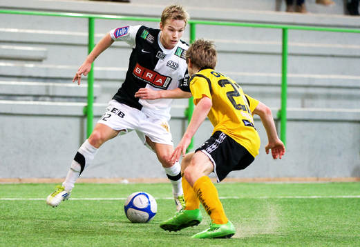 Oscar Lewicki, Häcken