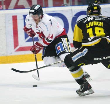 Bläddra bland fler bilder av Ishockey, Allsvenskan, Västerås - Örebro