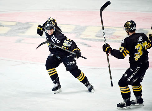 Johannes Salmonsson, AIK, jubel
