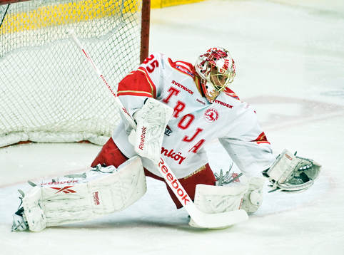 Trevor Koenig, målvakt, Troja-Ljungby