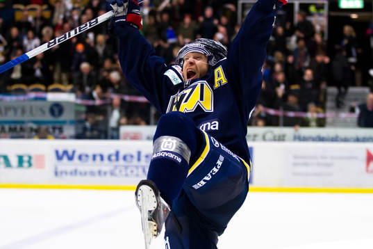 Bläddra bland fler bilder av David Petrasek