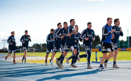 Stefan Selakovic, Fredrik Larsson, sjukgymnast, Tobias