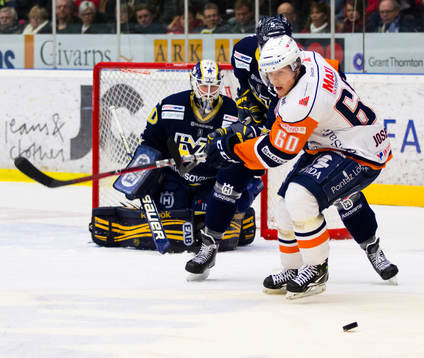 Erik Josefsson, Växjö, Daniel Larsson, målvakt, HV71