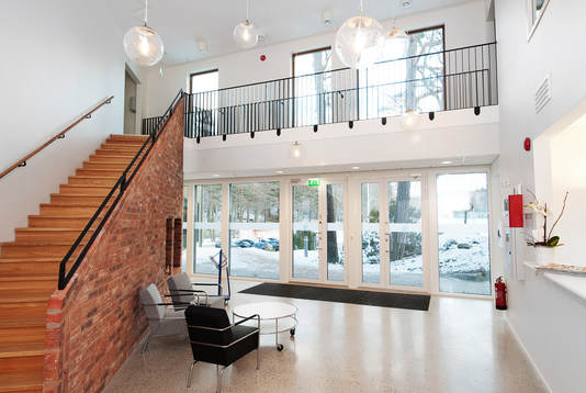 Nya kamratgården, entré, reception