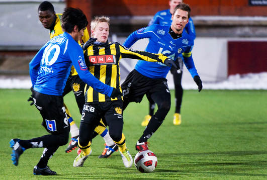 Oscar Lewicki, Häcken, Peter Nyström, Halmstad