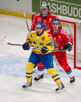 Joel Lundqvist, Sverige