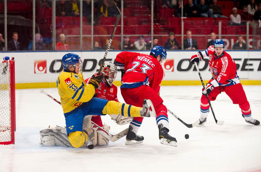 Jakob Silfverberg, Sverige trycks undan framför Tomas