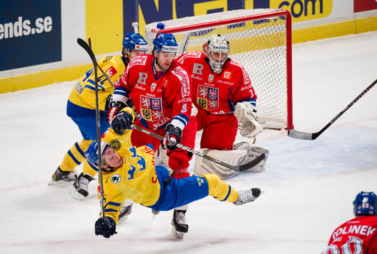 Andreas Jämtin, Sverige krosscheckas av Michal Barinka,