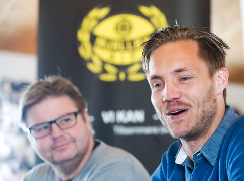 Anders Vikström. Tränare Peter Swärdh till vänster