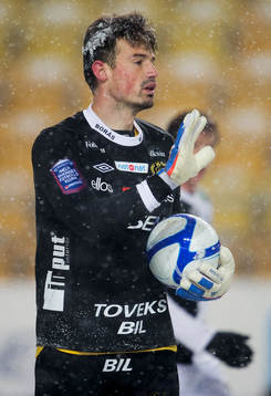Kevin Stuhl-Ellegaard, målvakt