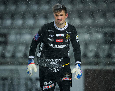 Kevin Stuhl-Ellegaard, målvakt