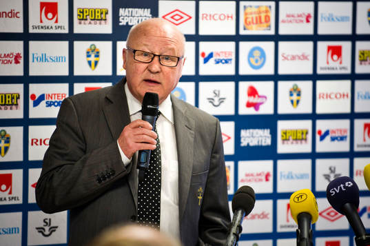 Presskonferens, Lars-Åke Lagrell