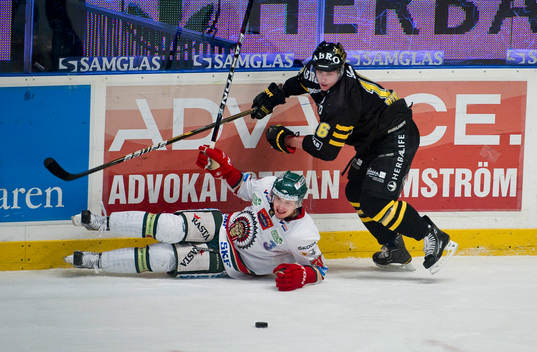 Nicklas Lasu, Frölunda och Tobias Viklund, AIK