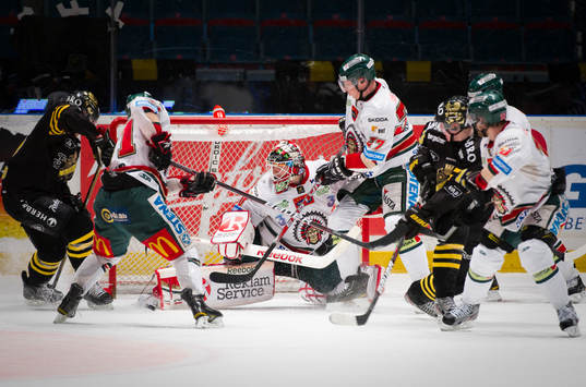 Frederik Andersen, målvakt Frölunda håller igen