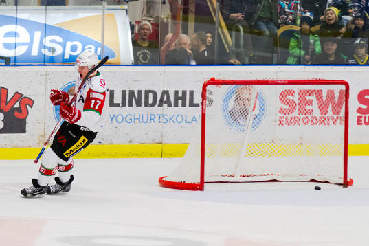 Morten Madsen, Modo, mål i tom bur