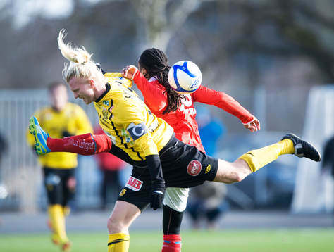Bläddra bland fler bilder av Fotboll, träningsmatch, Mjällby - Kalmar