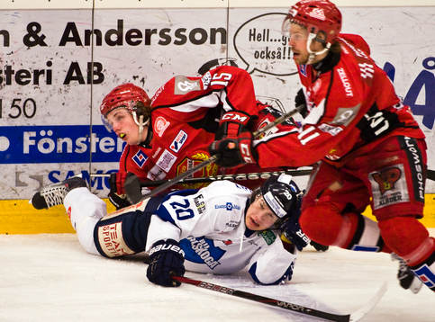Julius Larsson, Almtuna och Eetu Qvist, Bofors