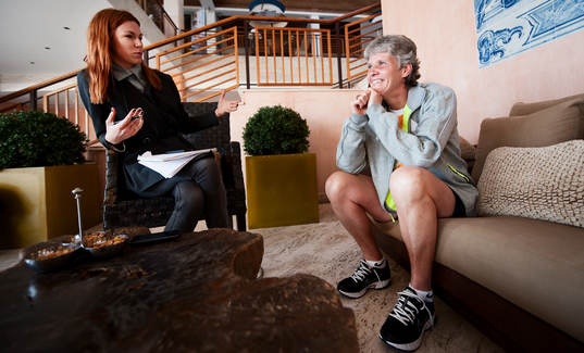Nora Henriksson, Expressen,  Pia Sundhage, förbundskapten