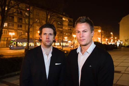 Carl Juborg och Daniel Kristofferson, journalist Expressen