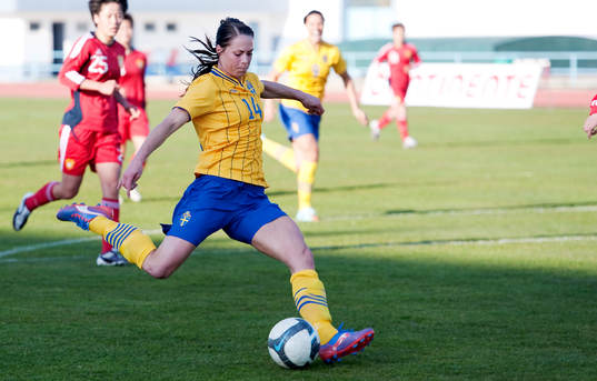 Johanna Almgren, Sverige