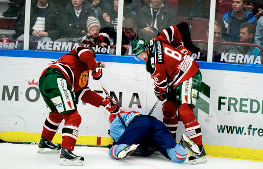 Bläddra bland fler bilder av Ishockey, Allsvenskan, Malmö - Mora