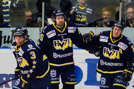 Noah Welch, Mattias Karlsson, Andreas Falk, HV71, jubel