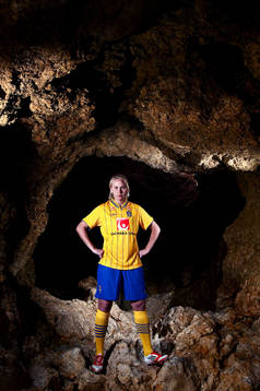 Lisa Dahlkvist, Sverige