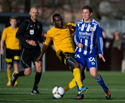 Hannes Stiller, IFK Göteborg. Guy Roger Toindouba,