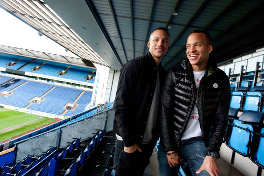 Marcus Olsson och Martin Olsson, tvillingar, bröder