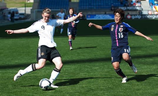 Alexandra Popp, Tyskland, Saori Ariyoshi, Japan
