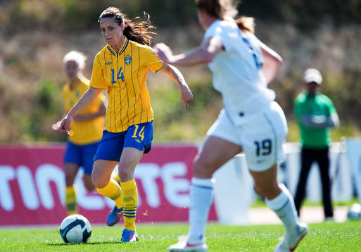 Johanna Almgren, Sverige
