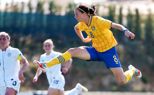 Lotta Schelin, Sverige