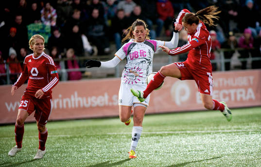 Sara Gunnarsdottir, LDB gör 1-0
