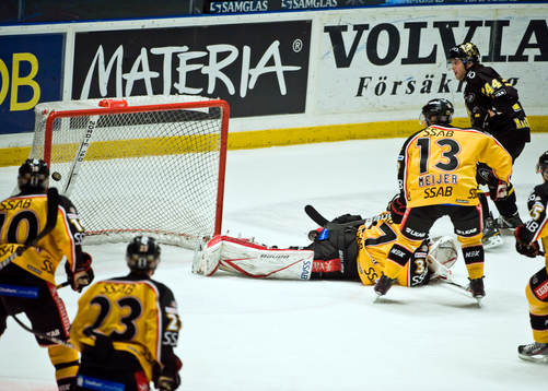 Josh Macnevin, AIK gör 2-0