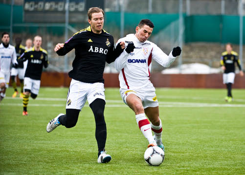 Per Karlsson, AIK och Fasud Hyseni, Assyriska