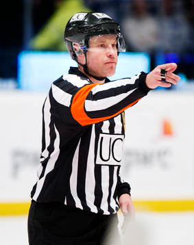 Tobias Björk, domare