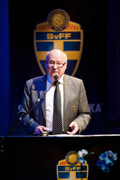 Lars-Åke Lagrell, avgående ordförande