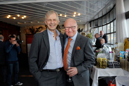 Avtackning av Lars-Åke Lagrell på Operaterassen. Lars