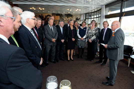 Avtackning av Lars-Åke Lagrell på Operaterassen