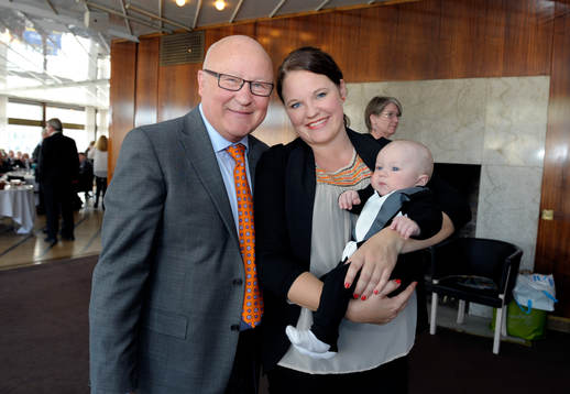 Avtackning av Lars-Åke Lagrell på Operaterassen