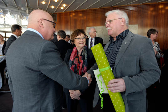 Avtackning av Lars-Åke Lagrell på Operaterassen