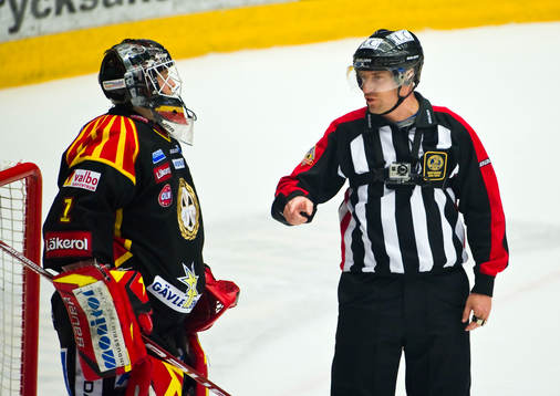 Niklas Svedberg, målvakt, Brynäs och Sören Persson,