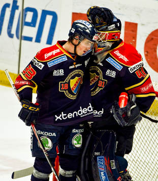 Erik Gustafsson och Gustaf Wesslau, målvakt, Djurgården