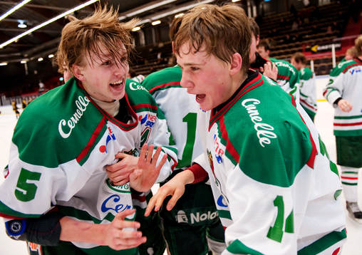 Niklas Hansson, Rögle, jubel, glädje, Svenska Mästare