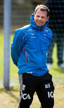 Mikael Stahre, tränare