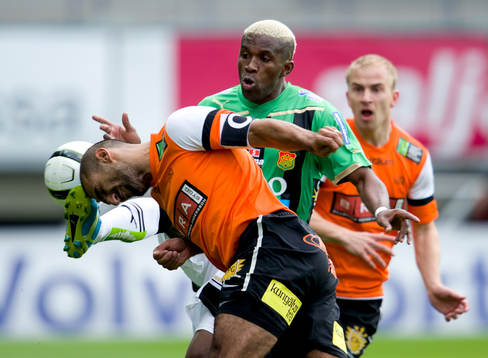 Eric Magloire Bassombeng,  Gais. Mohammed Ali Khan, Häcken