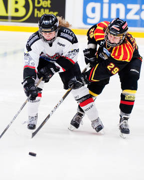 Victoria Samuelsson, Modo, utmanas av Elin Uusitalo, Brynäs